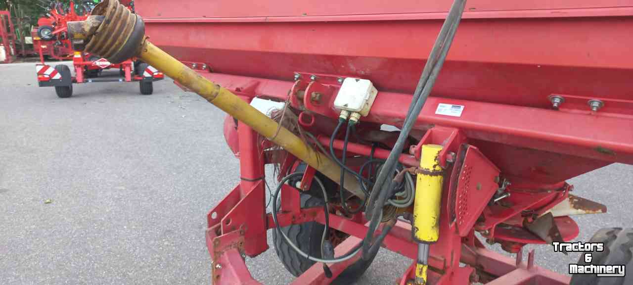 Fertilizer spreader Lely Centerliner SL