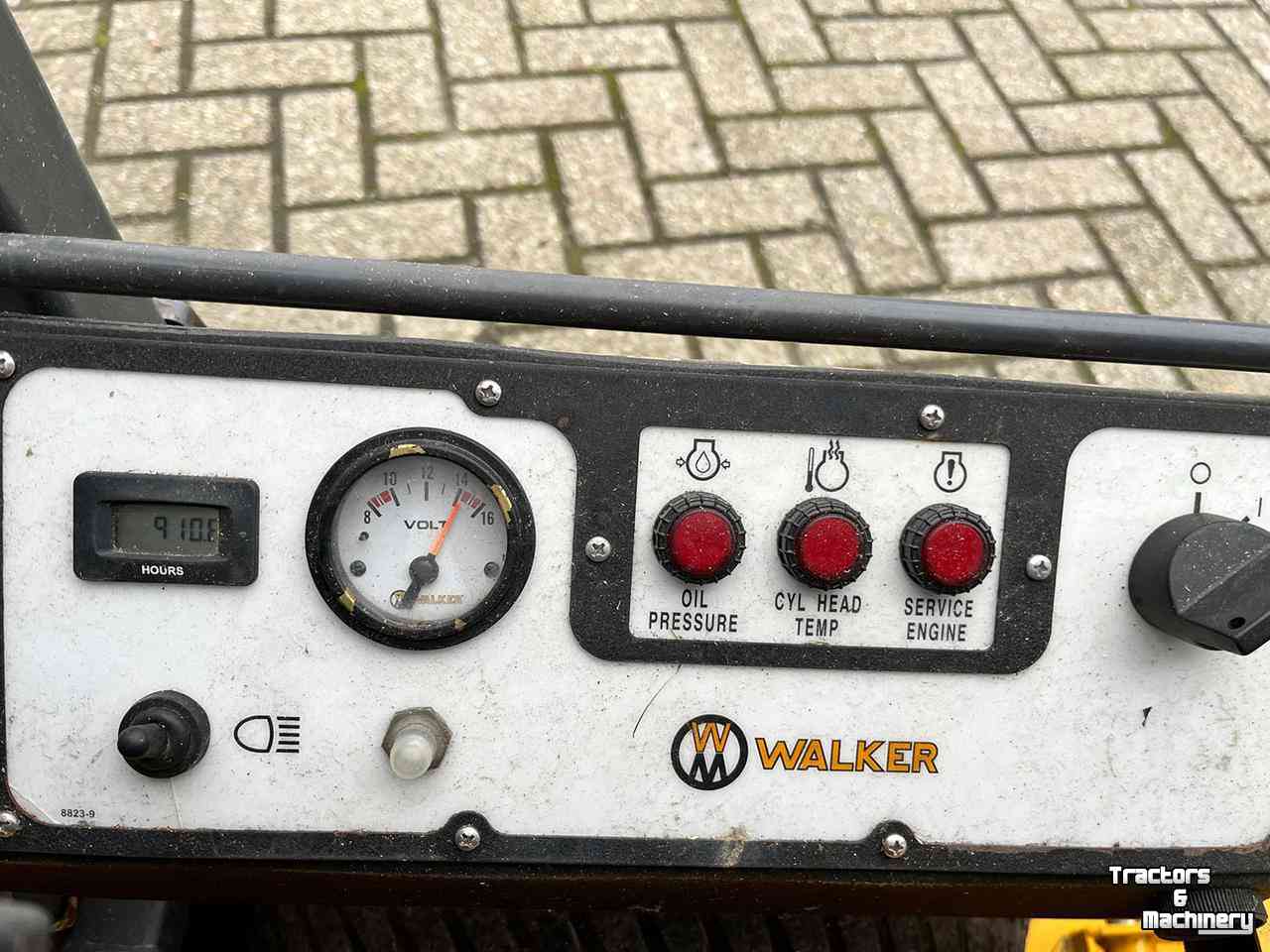 Ride-on mower Walker MT25I-32