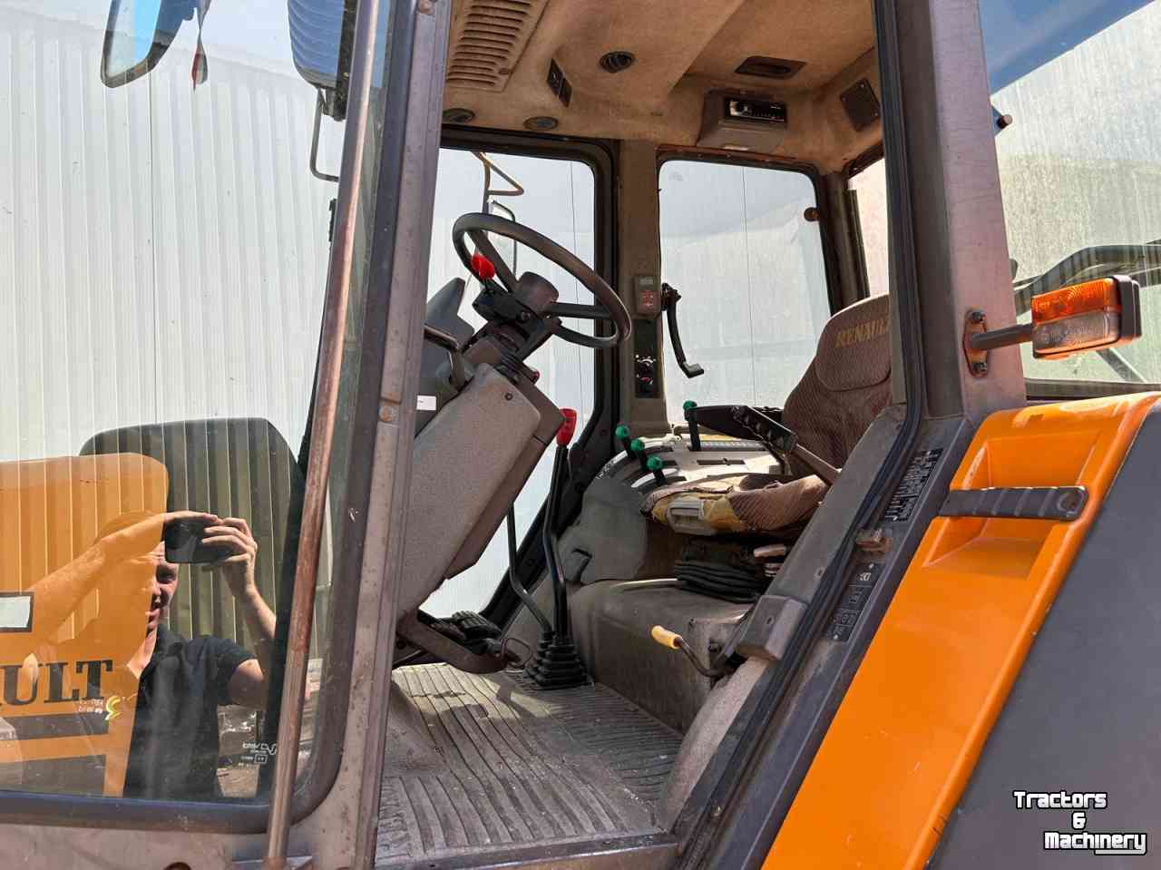 Tractor Renault Temis 550X