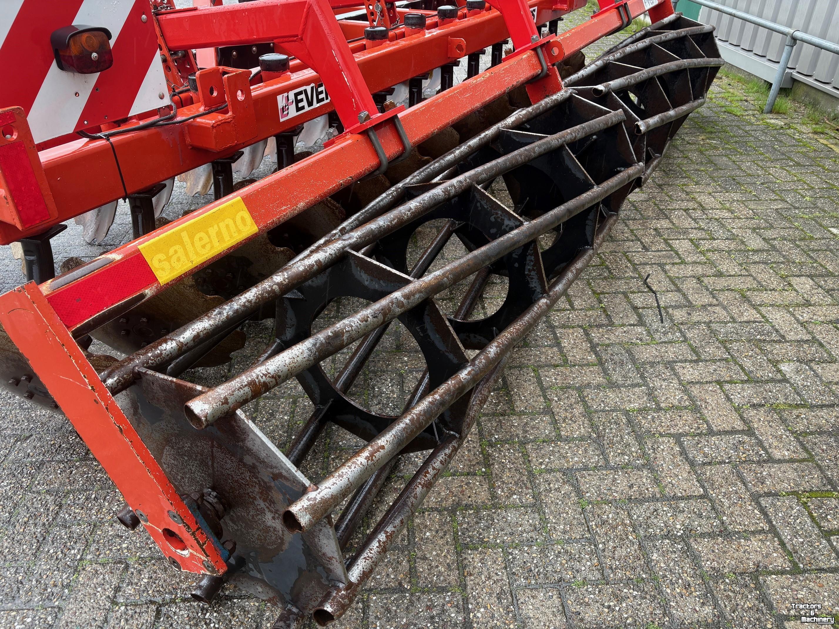 Disc harrow Evers Salerno schijveneg 4 Meter - Grote buizenrol