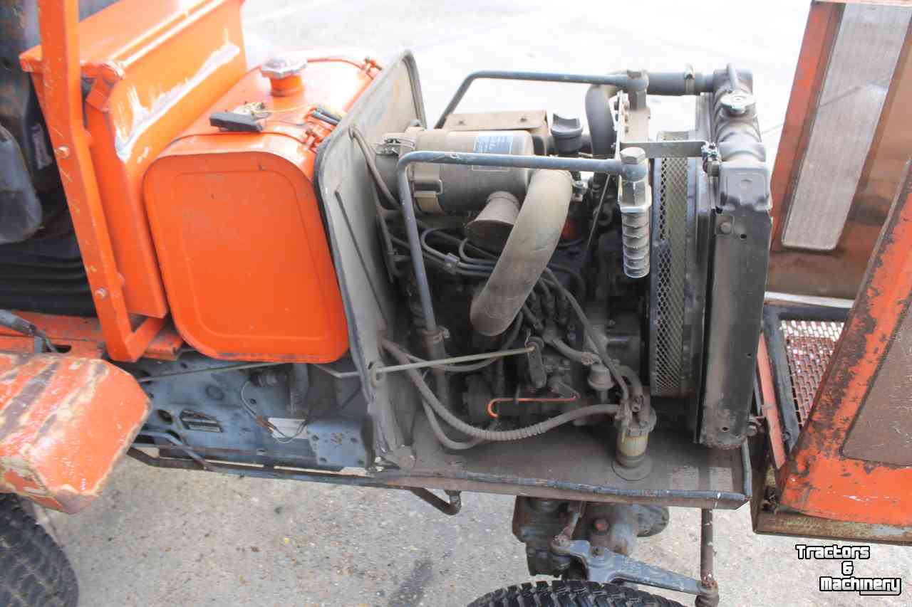 Ride-on mower Kubota F2400 diesel frontmaaier zitmaaier cirkelmaaier Votex Piccolo 180K maaidek