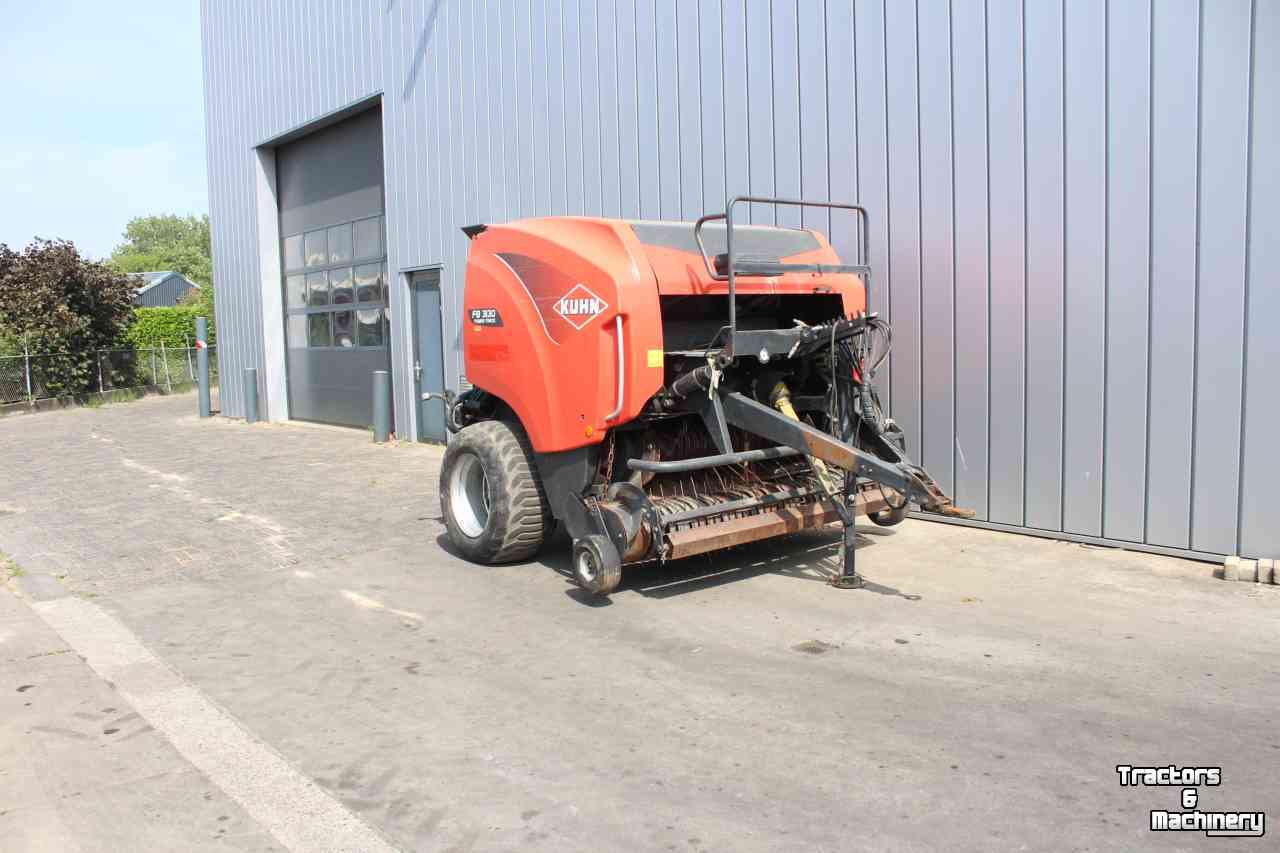 Balers Kuhn FB 3130 balenpers