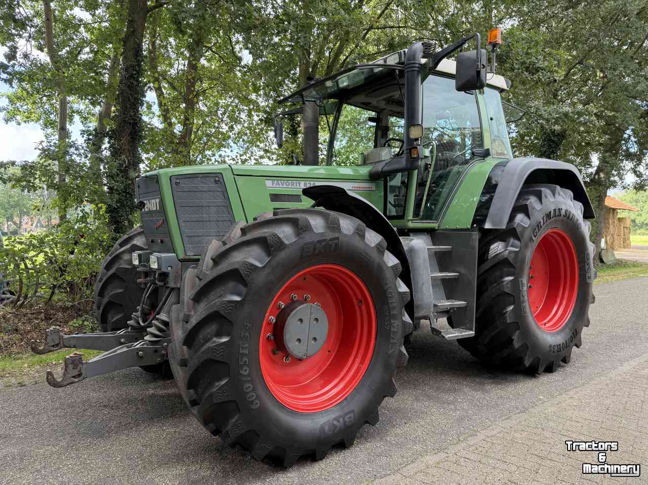 Tractor Fendt Favorit 824 Turboshift