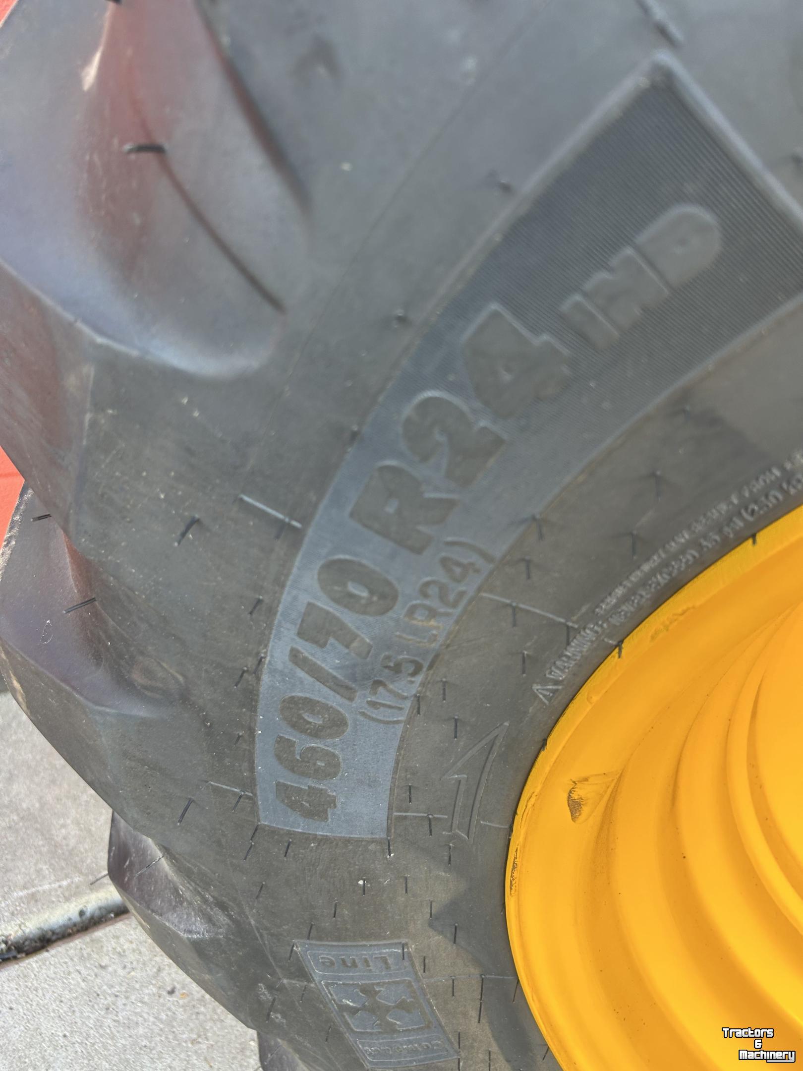 Wheels, Tyres, Rims & Dual spacers Michelin MICHELIN 460/70R24 MICHELIN XMCL op velg