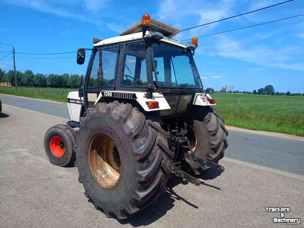 Tractor David Brown 1390