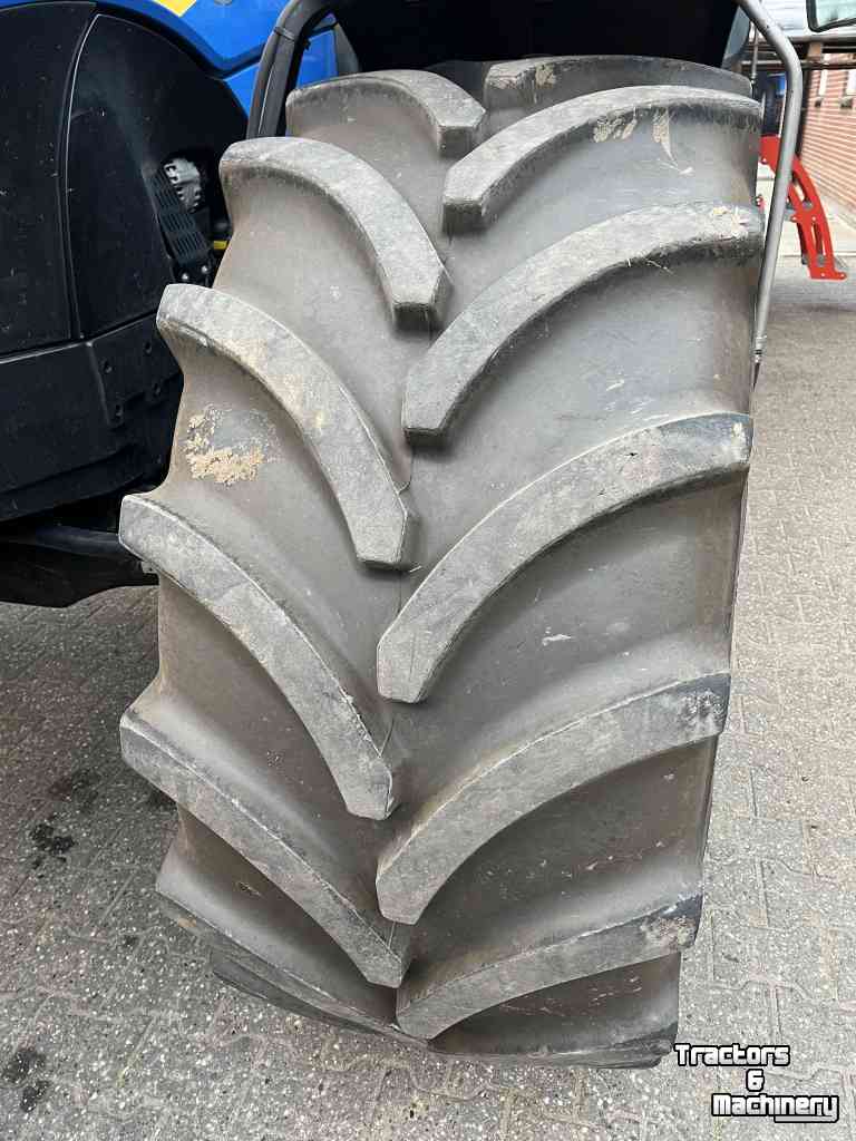 Wheels, Tyres, Rims & Dual spacers Vredestein 600/65R28