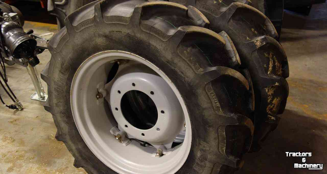 Wheels, Tyres, Rims & Dual spacers Mitas 320/70X24 90% AC 70