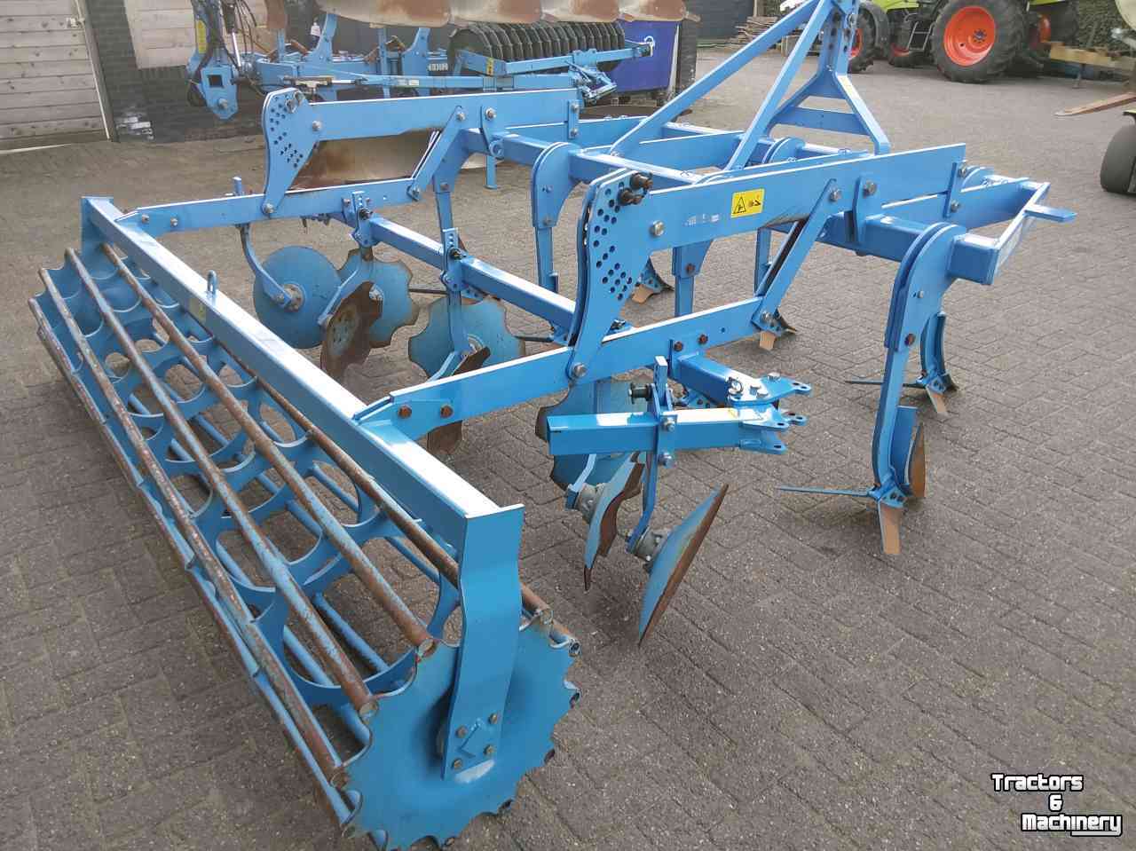 Cultivator Lemken Kristall 9 Vleugelschaar Cultivator 3 meter breed (smaragd)