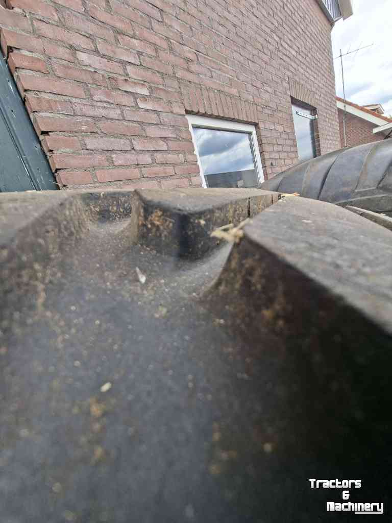 Wheels, Tyres, Rims & Dual spacers BKT BKT 700/50-26.5 dumper/kipper/ladewagen/raapwagen banden
