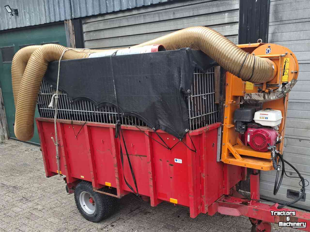 Dumptrailer  Zuigwagen kiepwagen met Votex zuigunit bladzuiger zuiger vuilopzuiger mestzuiger