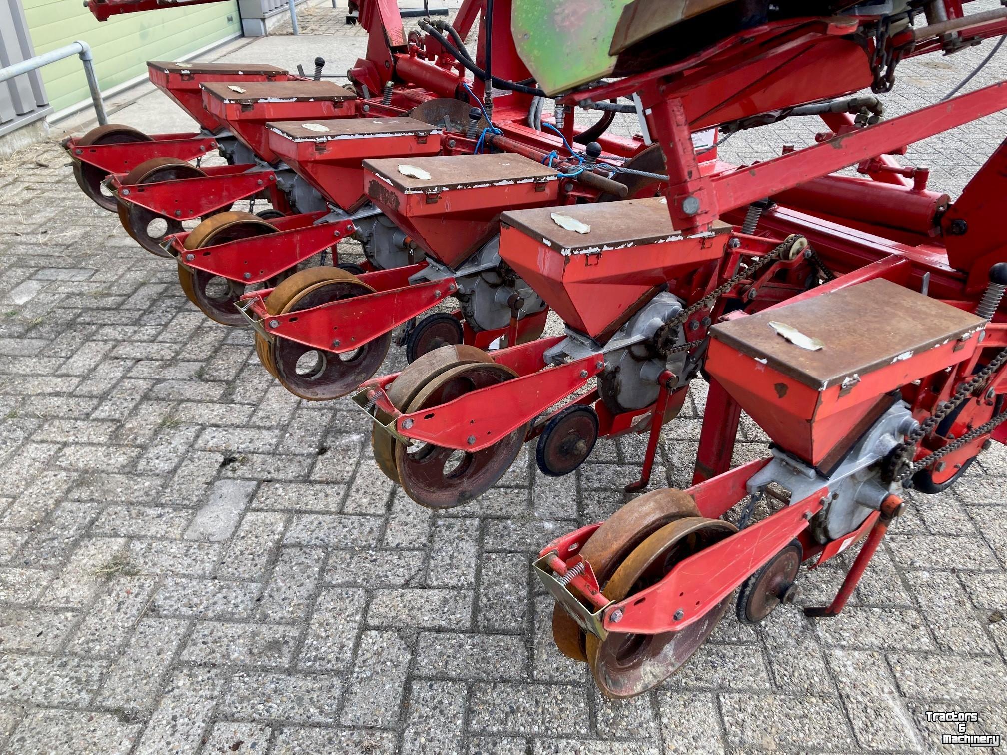 Seed drill Accord 12 rij bieten zaaier