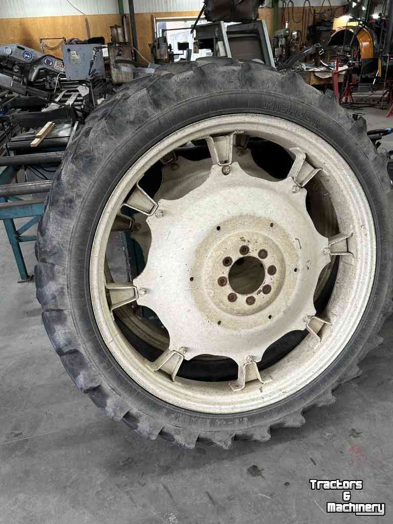 Wheels, Tyres, Rims & Dual spacers Fiat 9.5x44 (Fiat)
