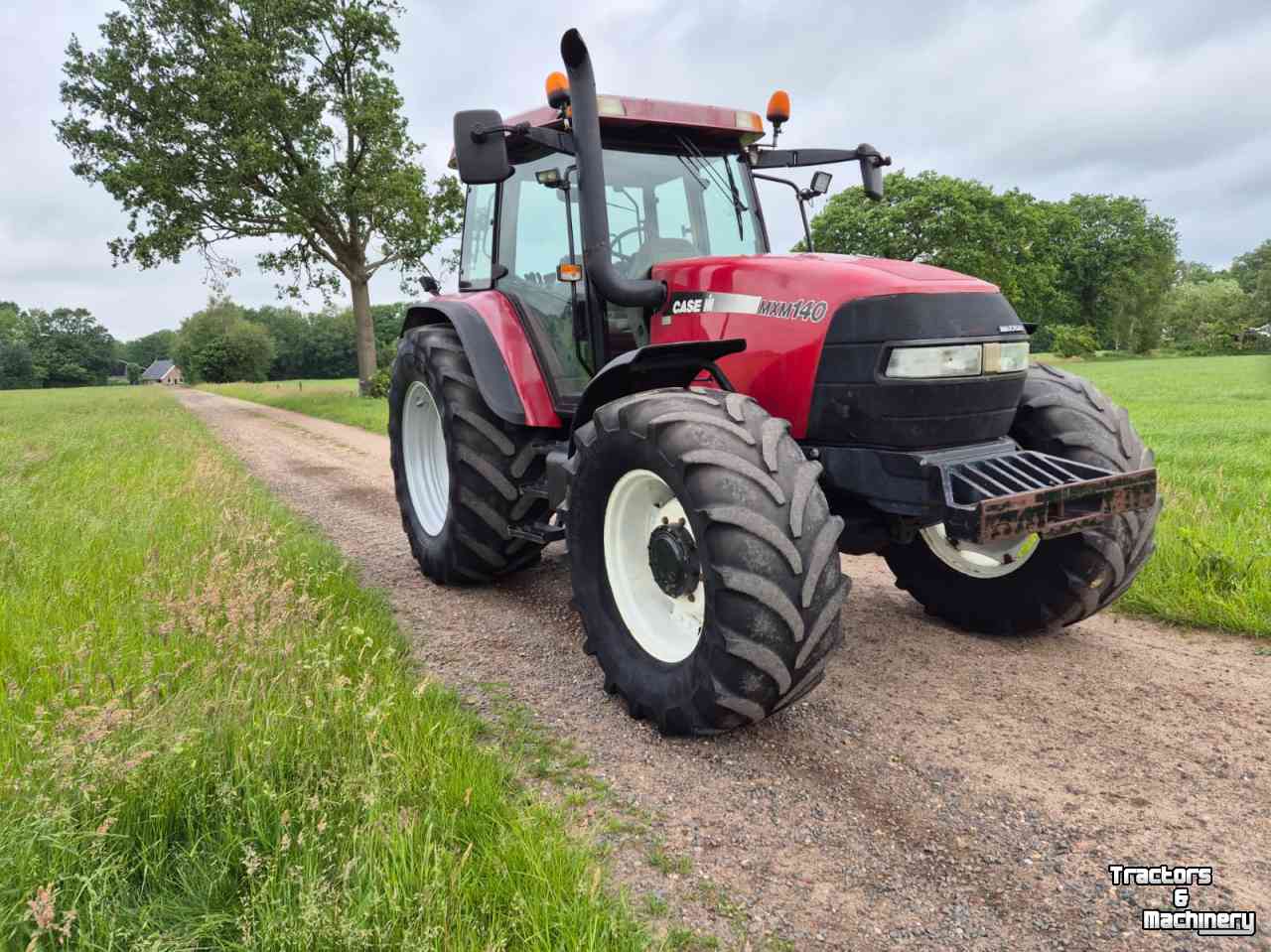 Tractor Case-IH MXM 140
