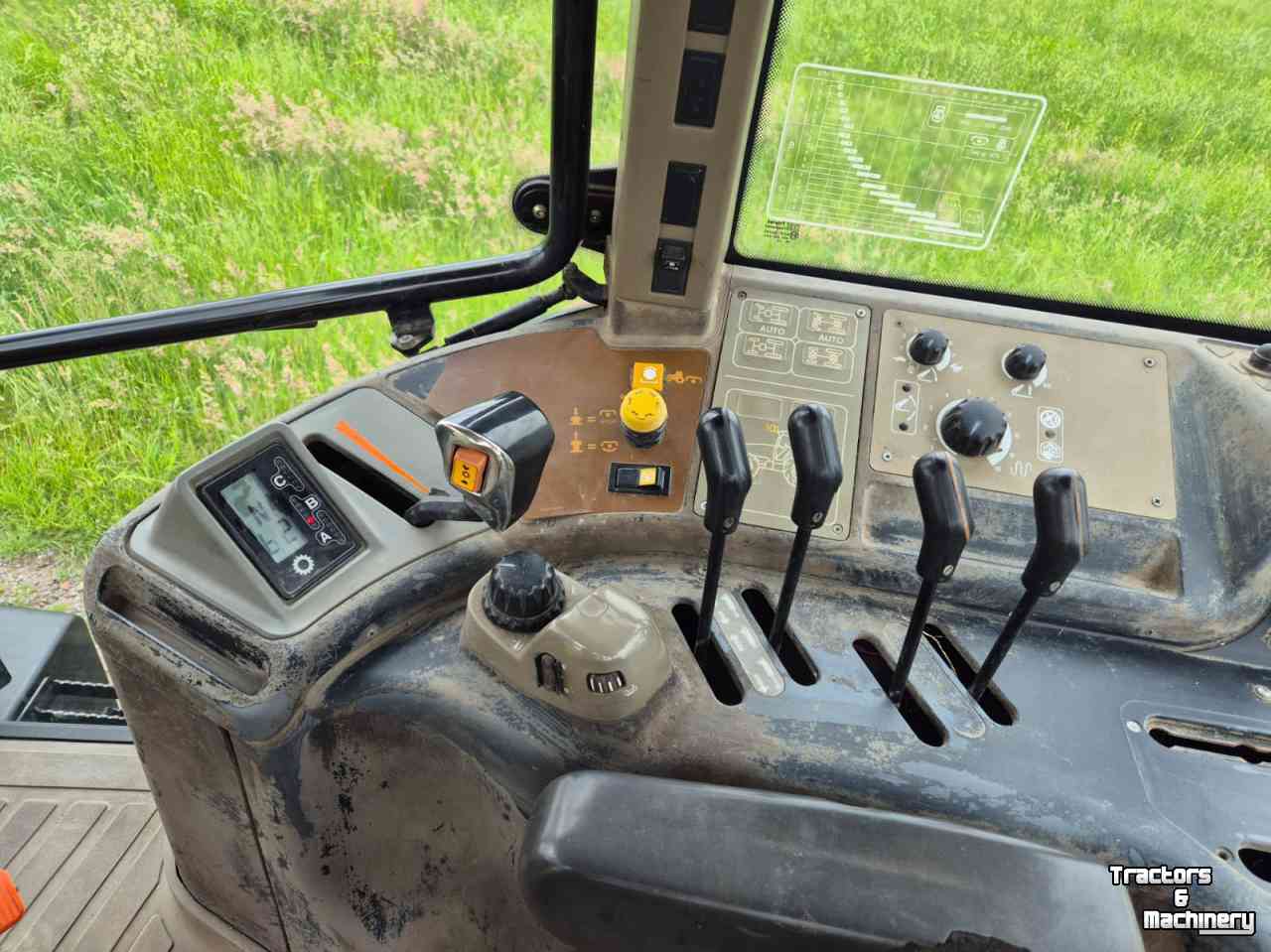 Tractor Case-IH MXM 140