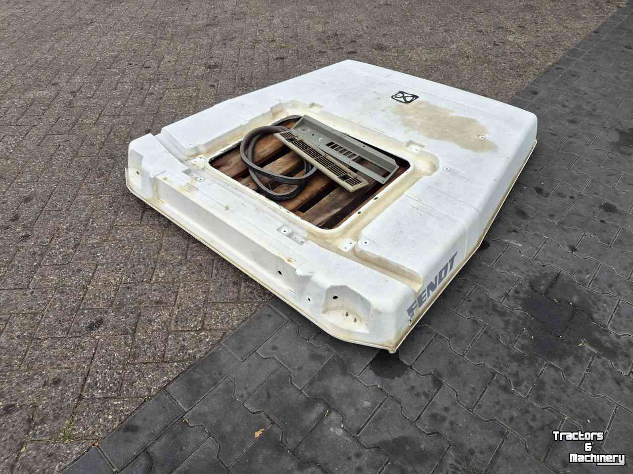 Used parts for tractors Fendt Fendt dak met hemel, Fendt 308 Holland Farmer