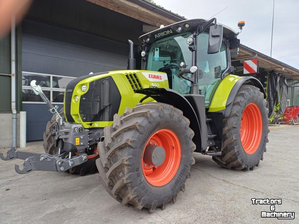 Tractor Claas Arion 660