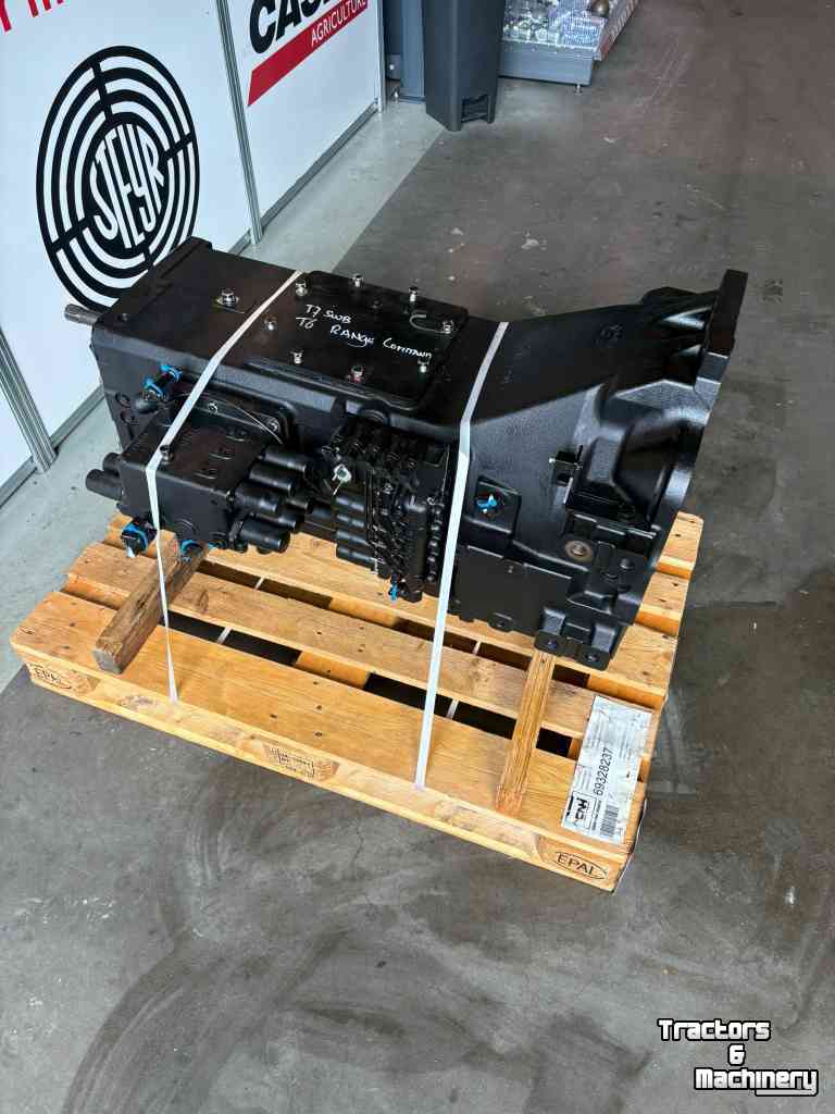 Diverse new spare-parts New Holland T7 SWB