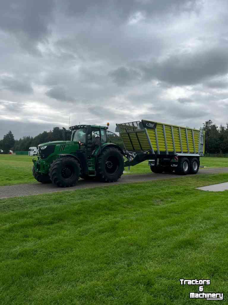 Silage wagon Fliegl Cugo 640
