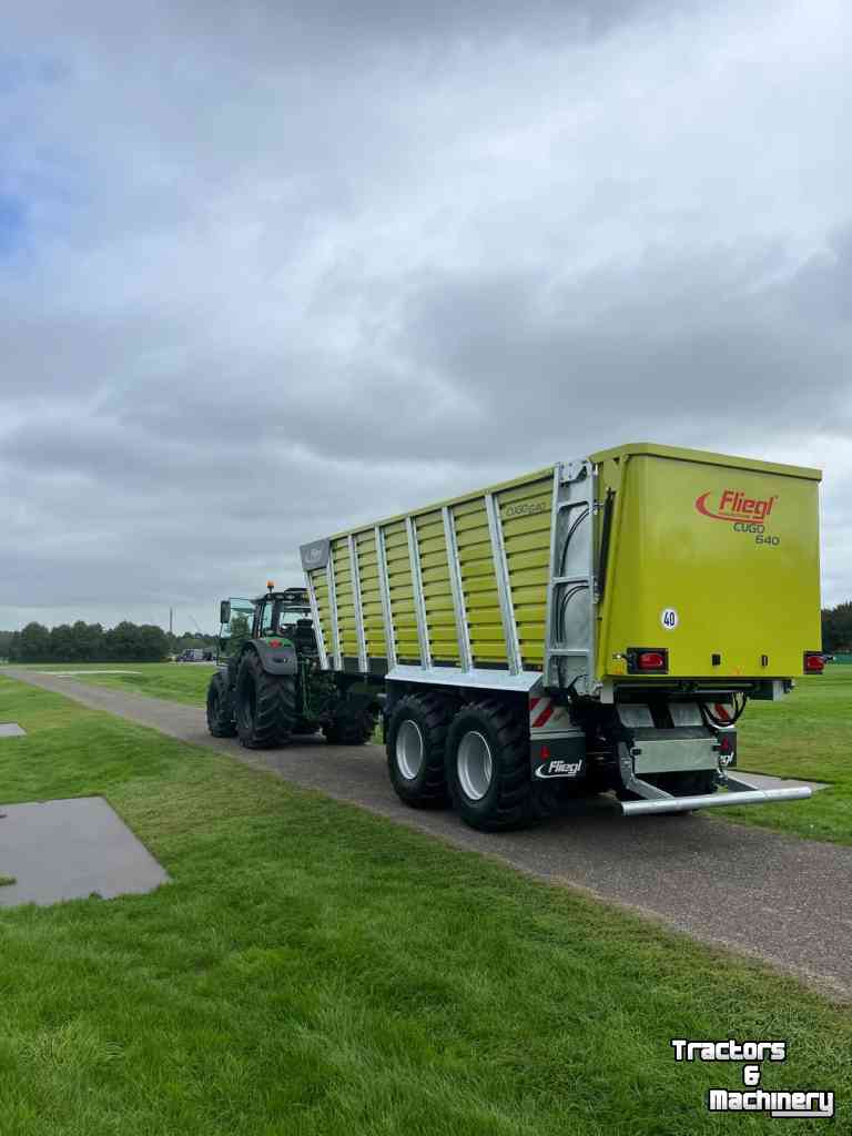 Silage wagon Fliegl Cugo 640