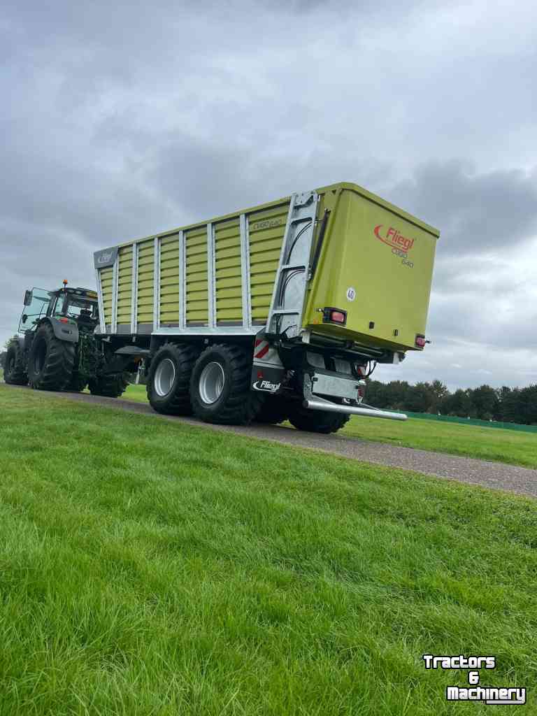 Silage wagon Fliegl Cugo 640