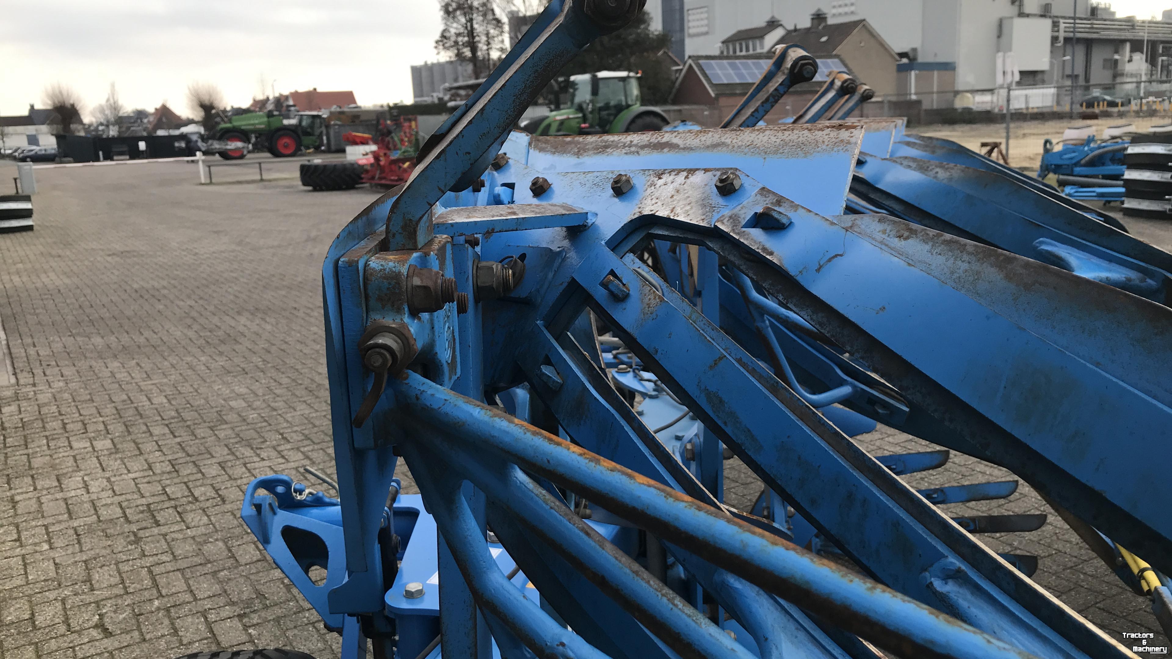 Ploughs Lemken Juwel 8 V 4+1 N100 met Flexpack