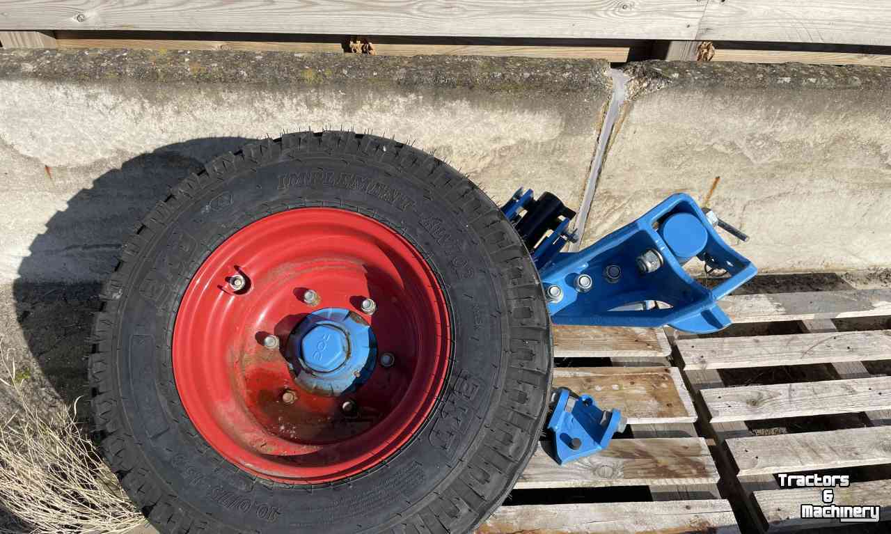 Diverse used spare-parts Lemken Steunwiel Compleet voor Ploeg