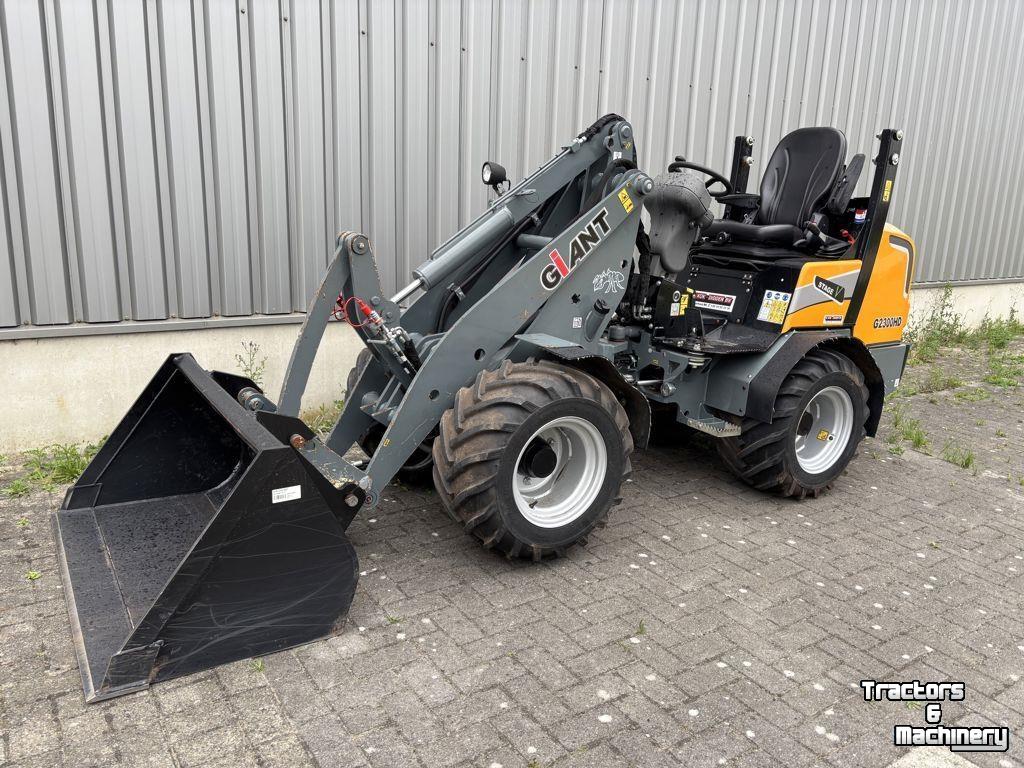 Wheelloader Giant G2300HD