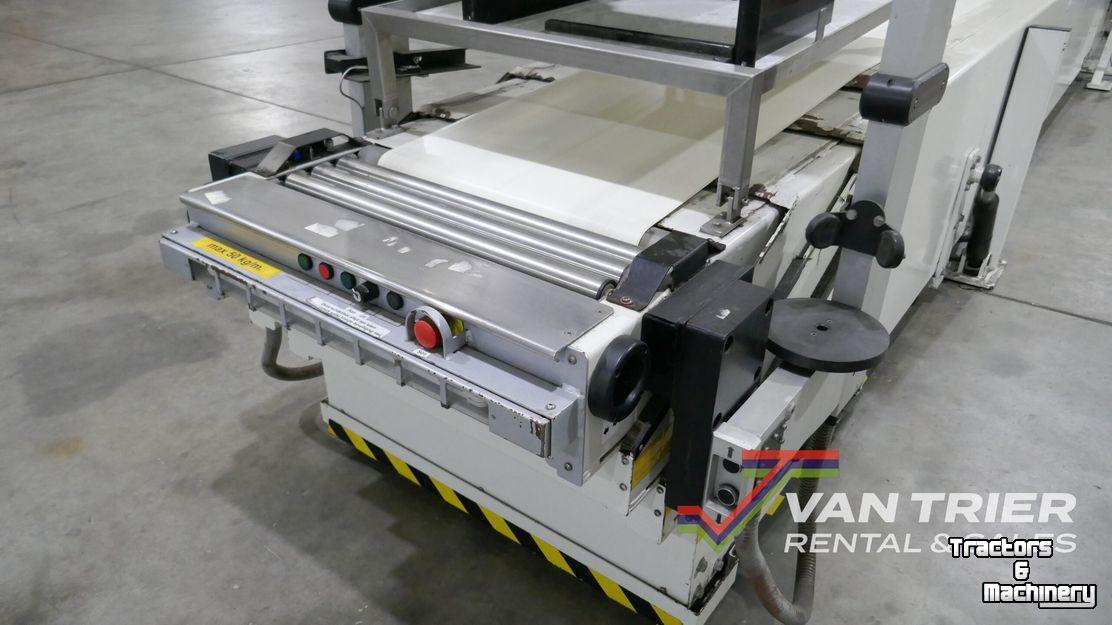 Elevator conveyor  Caljan CB4H Containerbelader