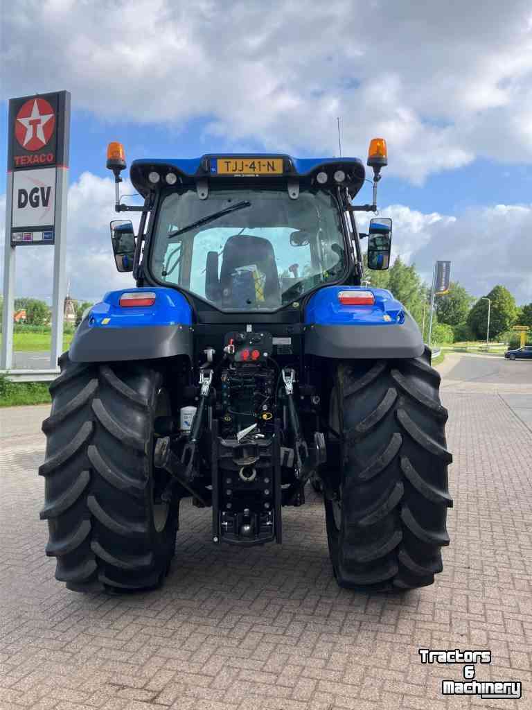 Tractor New Holland T 7.165 S Range Command Tractor