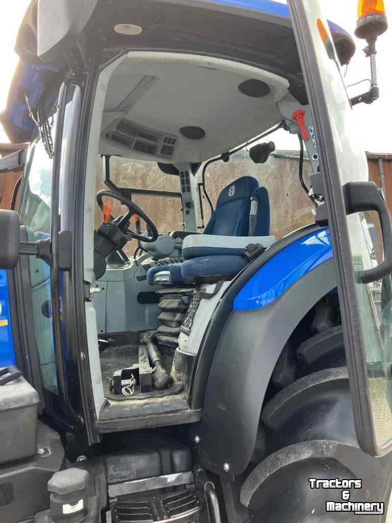 Tractor New Holland T 7.165 S Range Command Tractor