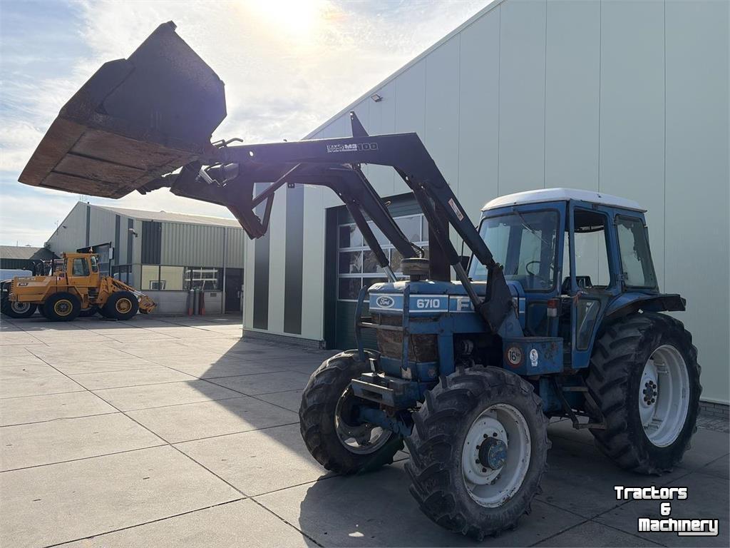 Tractor Ford 6710 4wd front loader