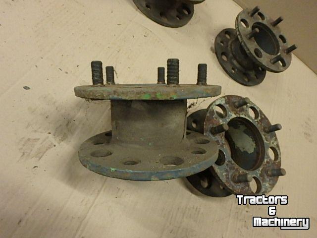 Diverse used spare-parts  voorholder P 60   A45