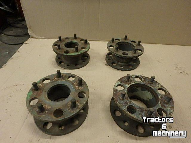 Diverse used spare-parts  voorholder P 60   A45