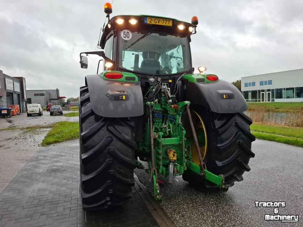 Tractor John Deere 6215 R