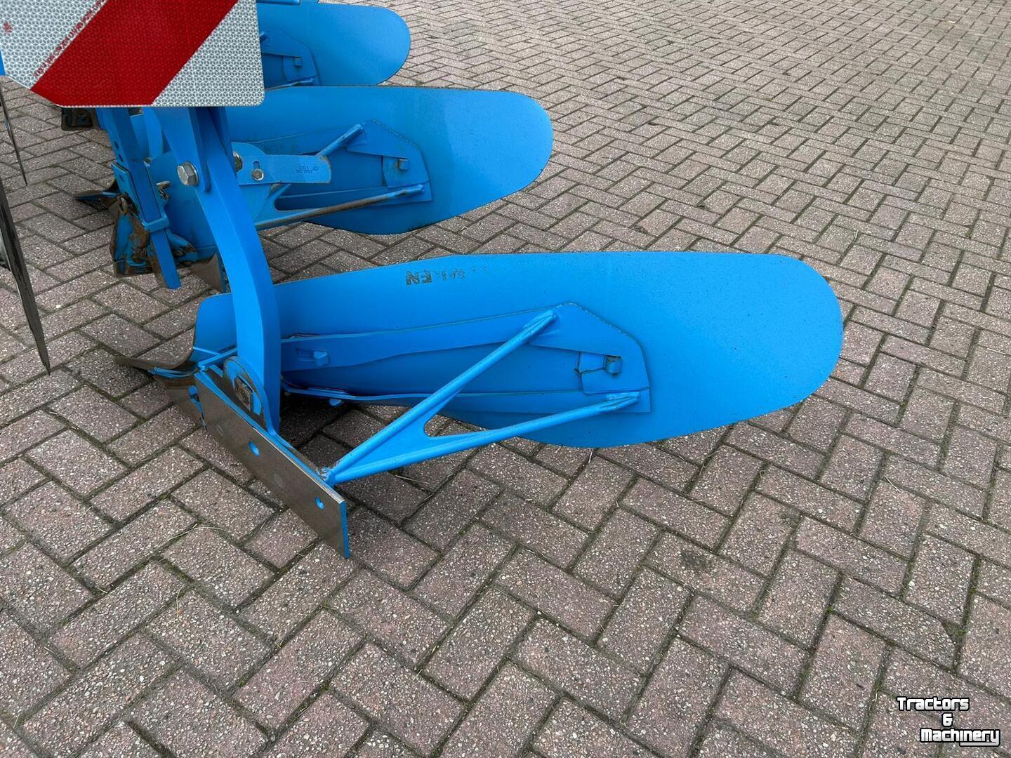 Ploughs Lemken Juwel 8
