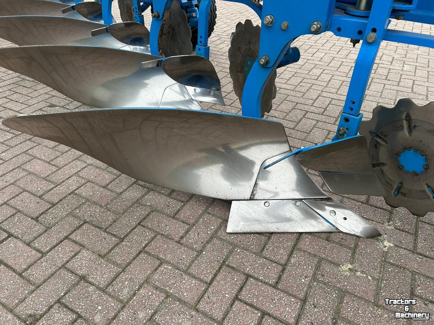 Ploughs Lemken Juwel 8