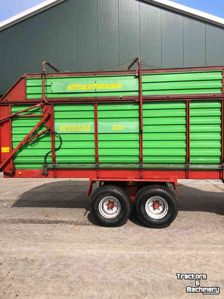 Self-loading wagon Strautmann Vitesse 260