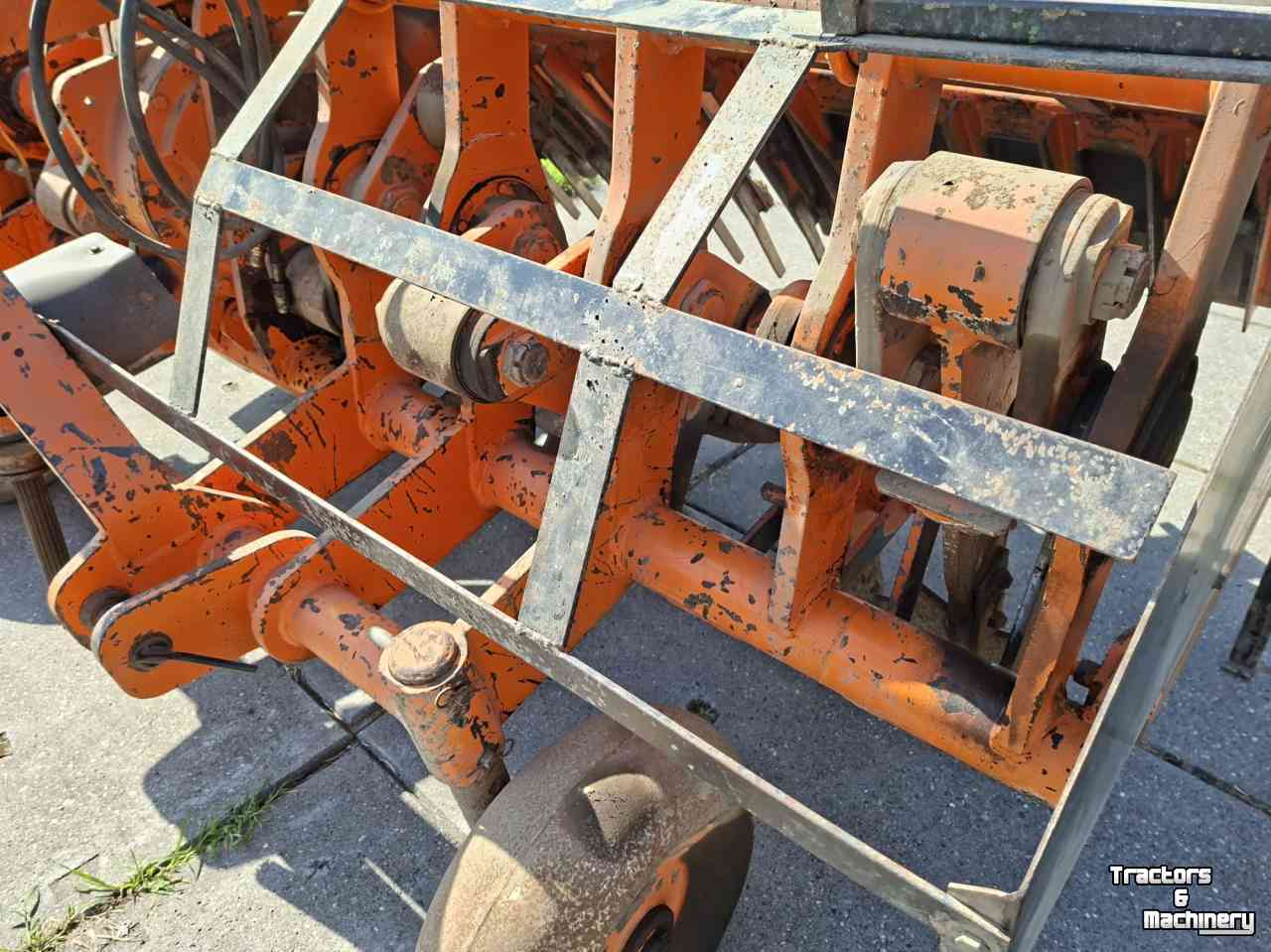 Spader machine Falc Bufalo 3100 krukasspitmachine