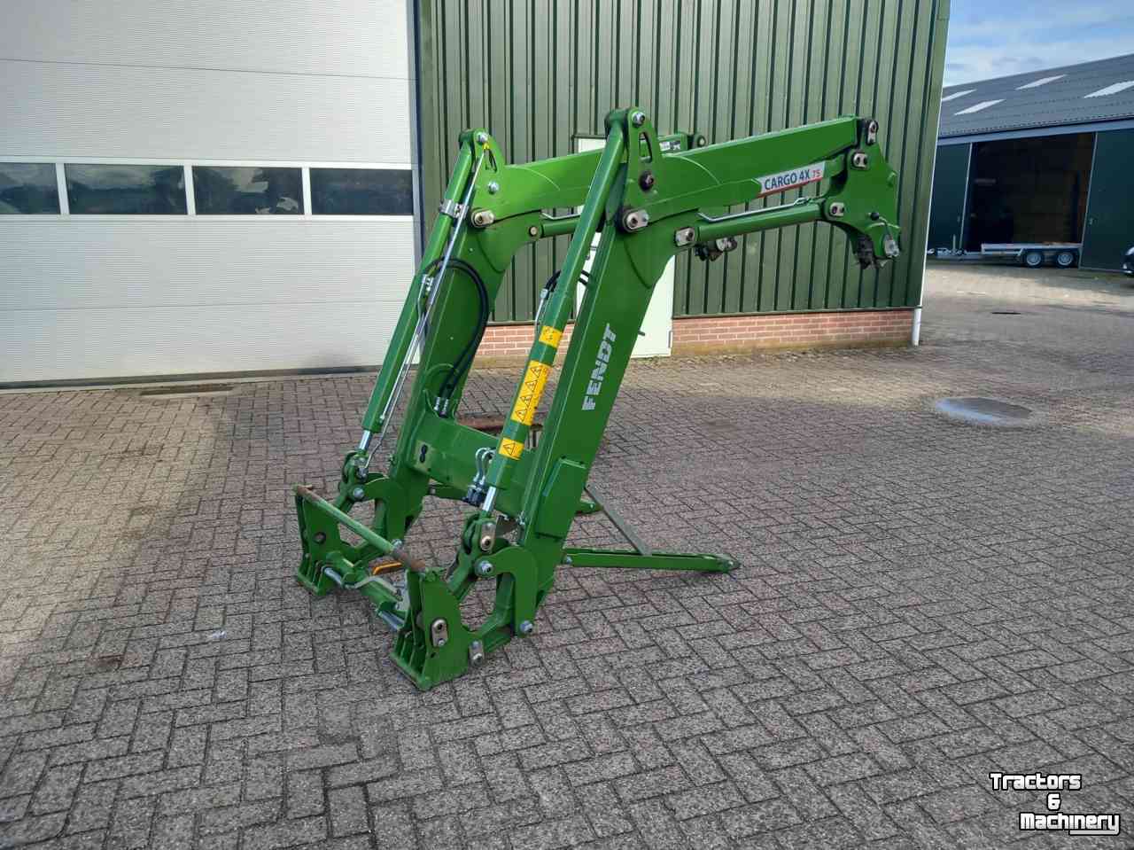 Front-end loader Fendt Cargo 4X75 frontlader