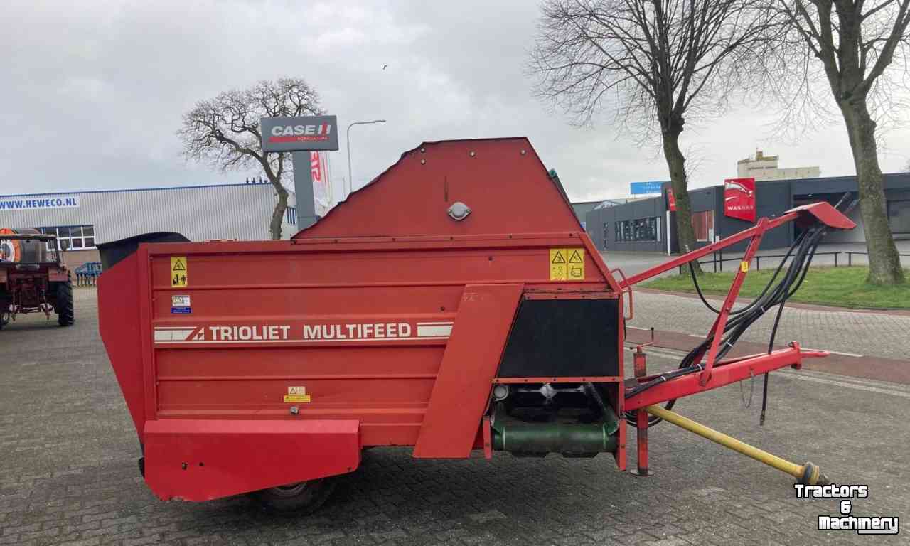 Silage-block distribution wagon Trioliet Multifeed Blokkenwagen