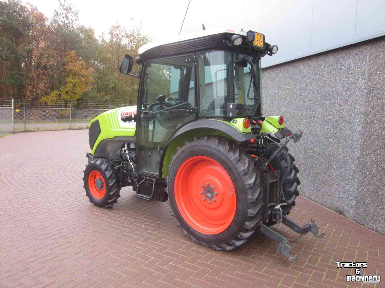 Small-track Tractor Claas CLAAS NEXOS 230 VE