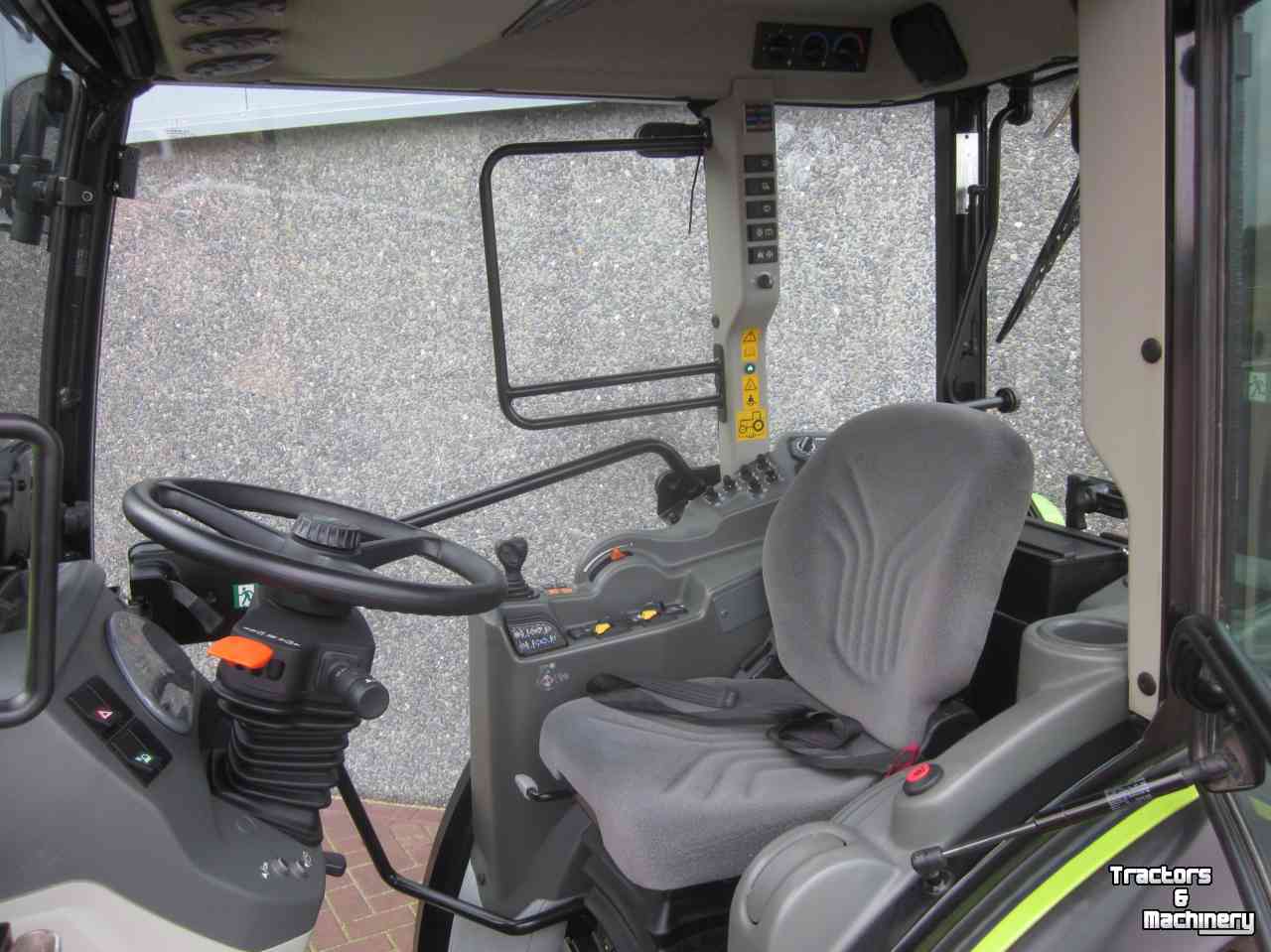 Small-track Tractor Claas CLAAS NEXOS 230 VE