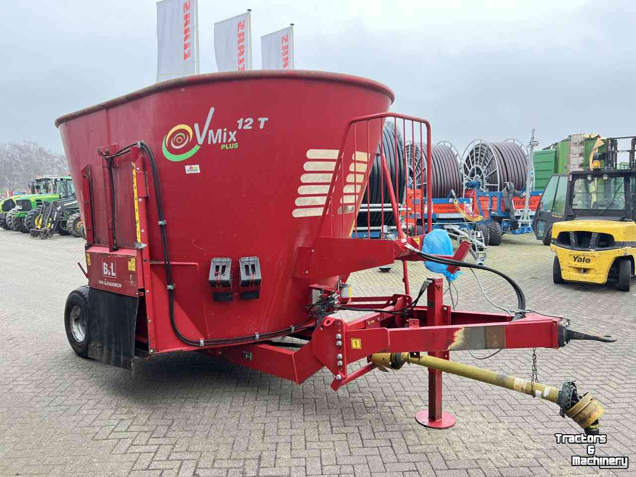 Vertical feed mixer Van Lengerich V-Mix 12 T voermengwagen