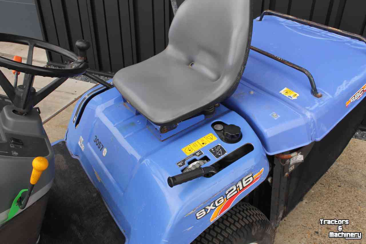 Ride-on mower Iseki SXG216H diesel zitmaaier hydrostaat maaitrekker gazonmaaier opvangbak