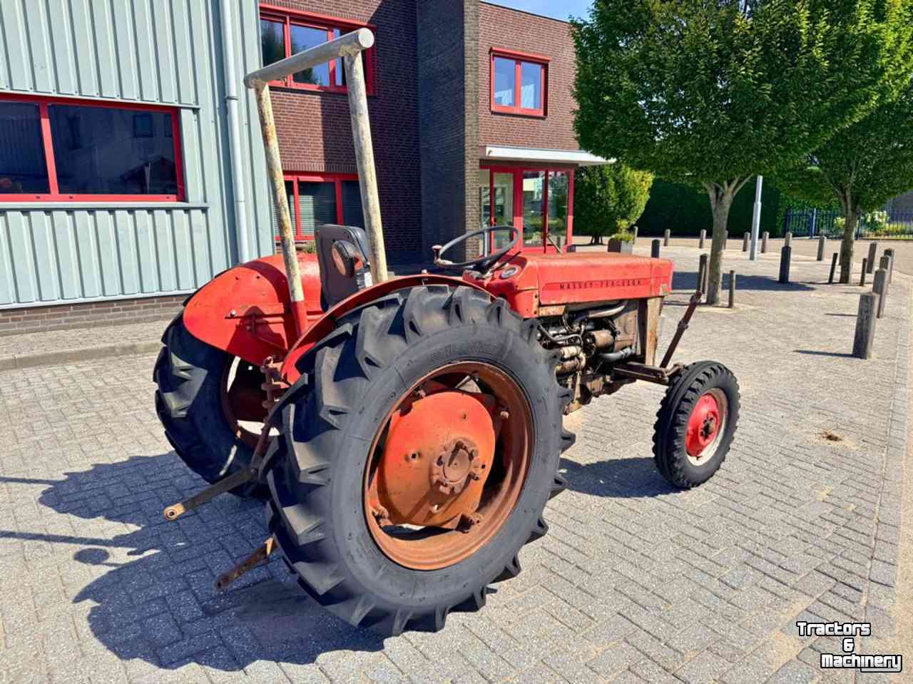 Tractor Massey Ferguson 130 Tractor