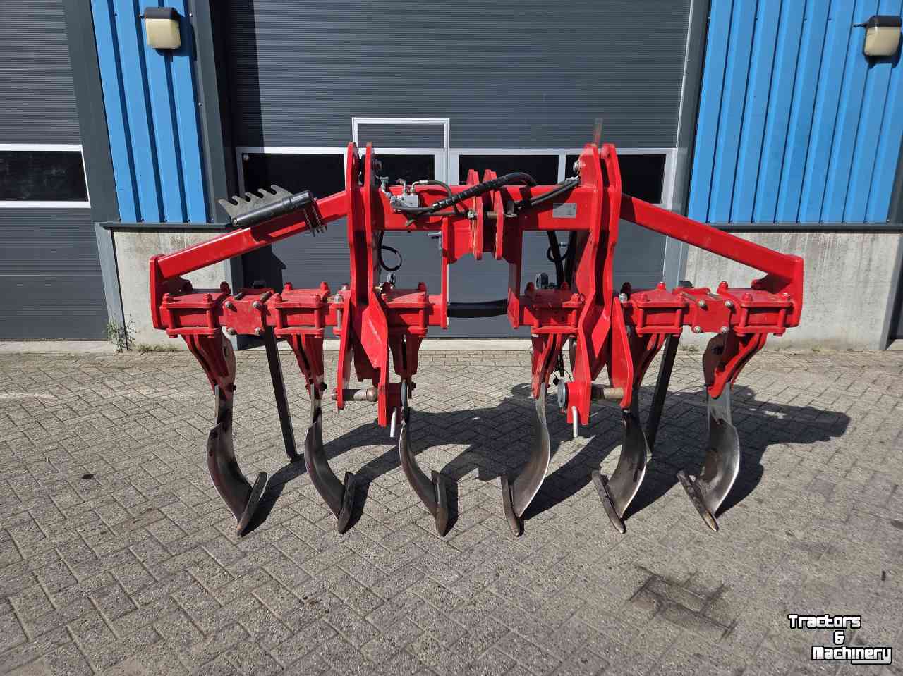 Deep subsoiler Unia Plow B 6