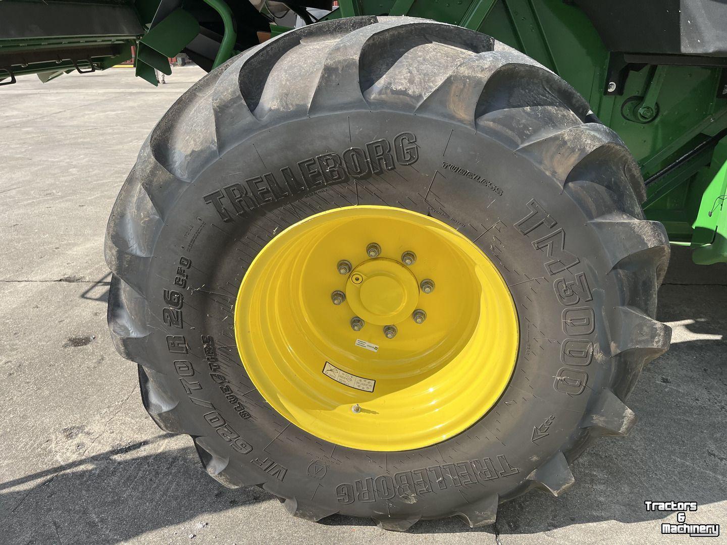 Combine John Deere T660