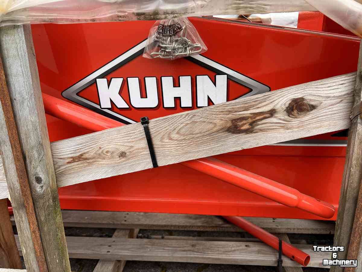 Forage-harvester Kuhn MC 90 twin