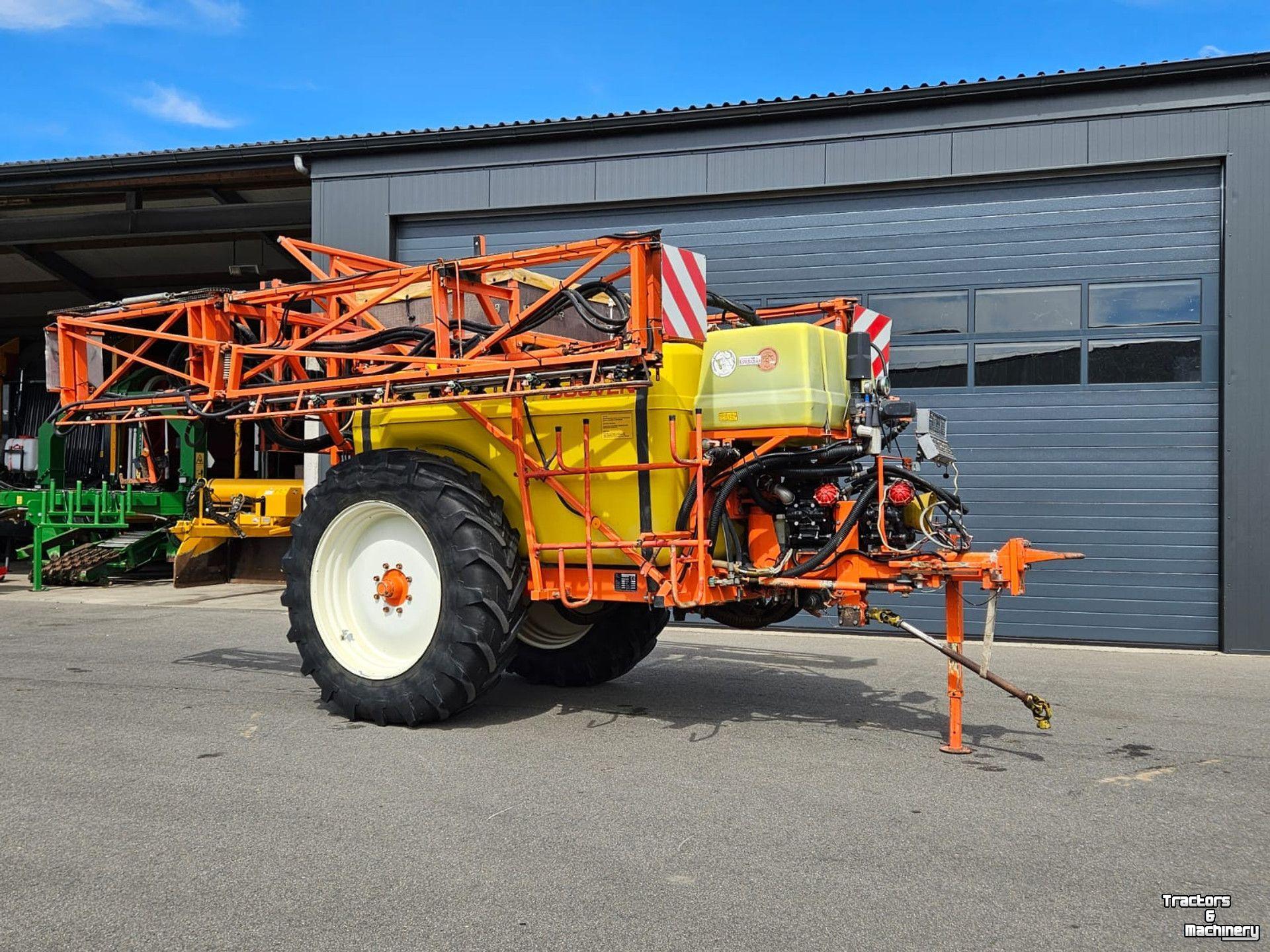 Fieldsprayer 3 points Douven NEVELSPUIT 3400 Ltr Veldspuit - 27mtr