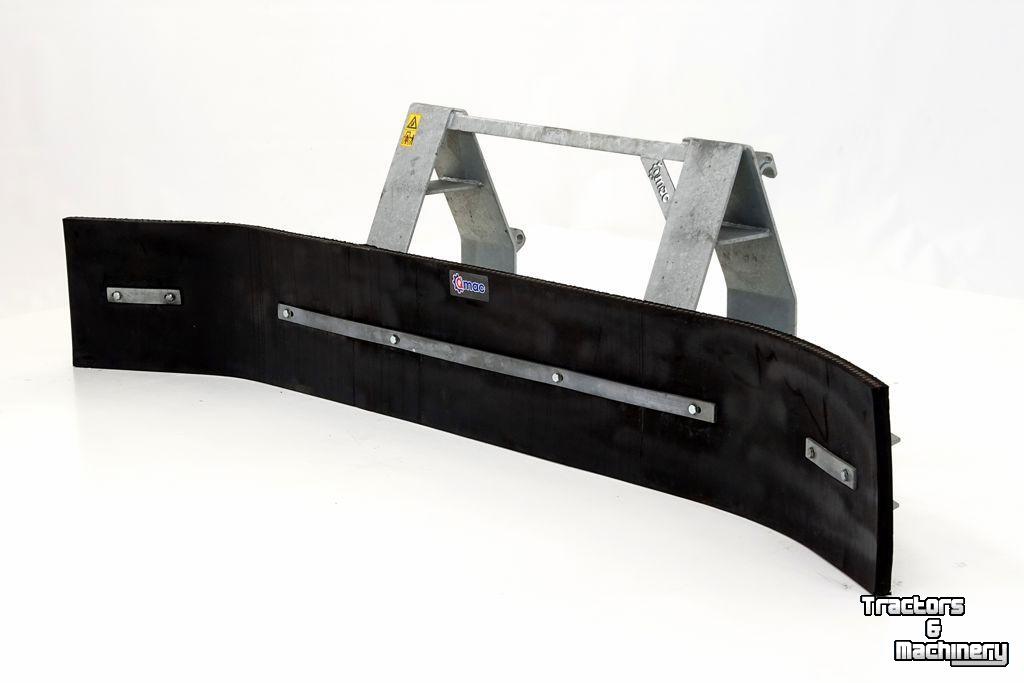 Rubber yard scraper Qmac  RUBBERSCHUIF  EURO 2.70